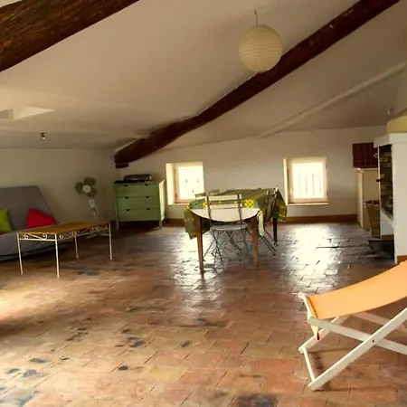 Gospodarstwo wiejskie La Maison D Emile *
