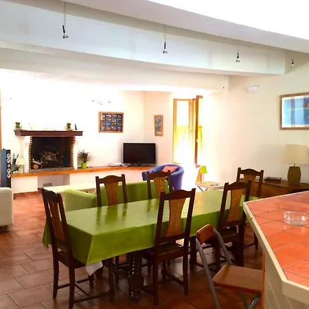 La Maison D Emile